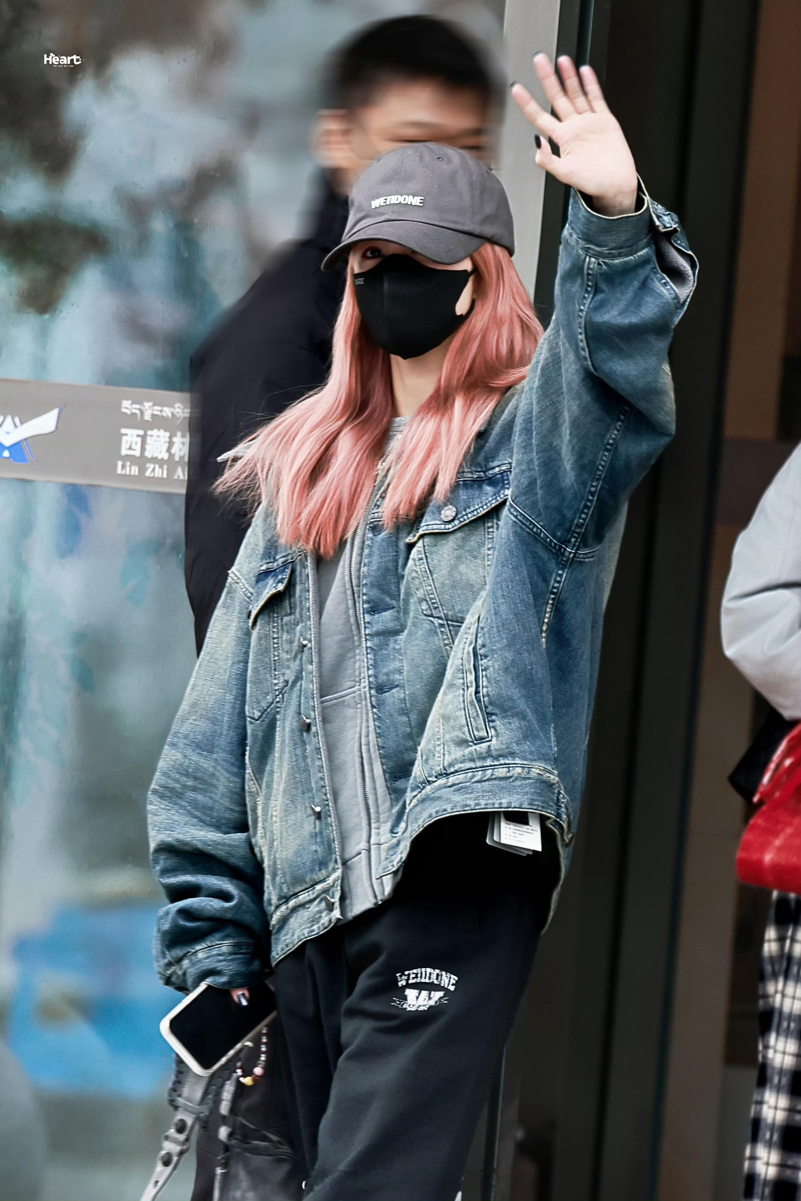 白鹿跑男录制结束了，期待鹿儿明天红毯🥰 ​​​