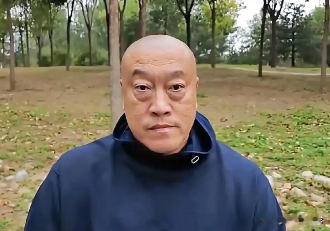 马健老师：布朗尼达不到韦德的能力，永远达不到！

布朗尼季前赛表现平平，没能交出