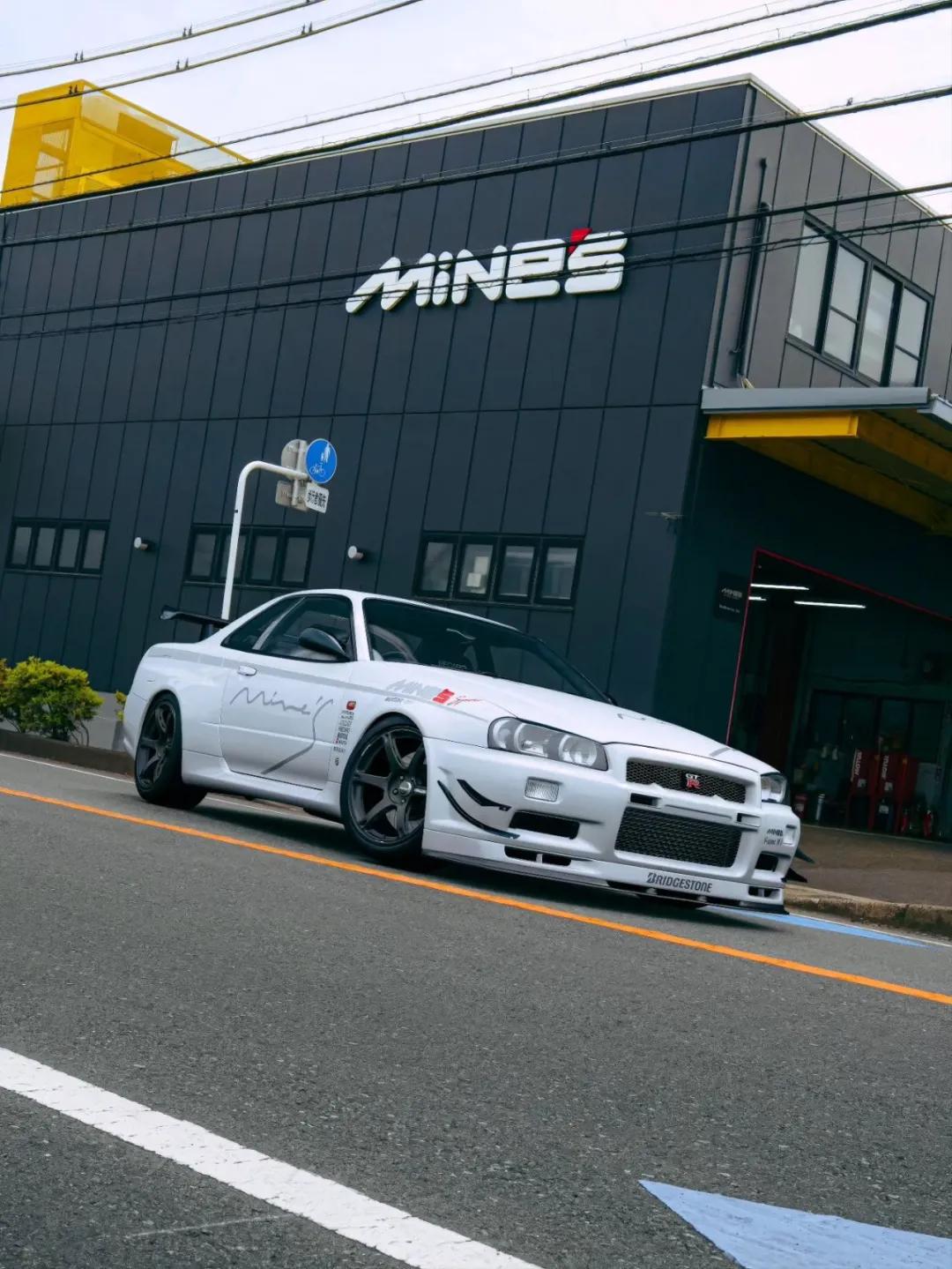 Mine's GT-R R34：600匹的“低调战神”