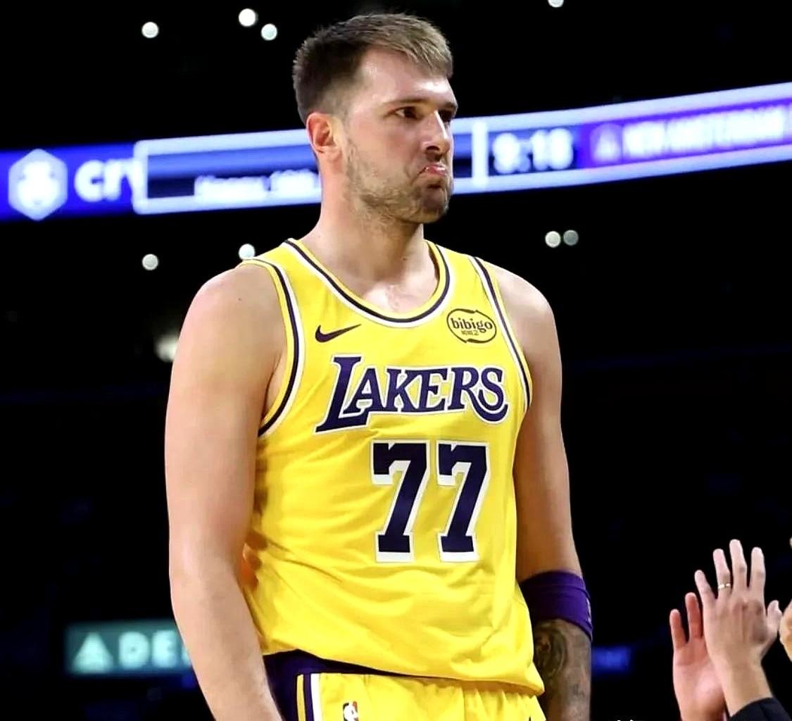 本赛季至今拿到40+场次球员排名，77居首，哈登、约老师和SGA上榜。

东契奇