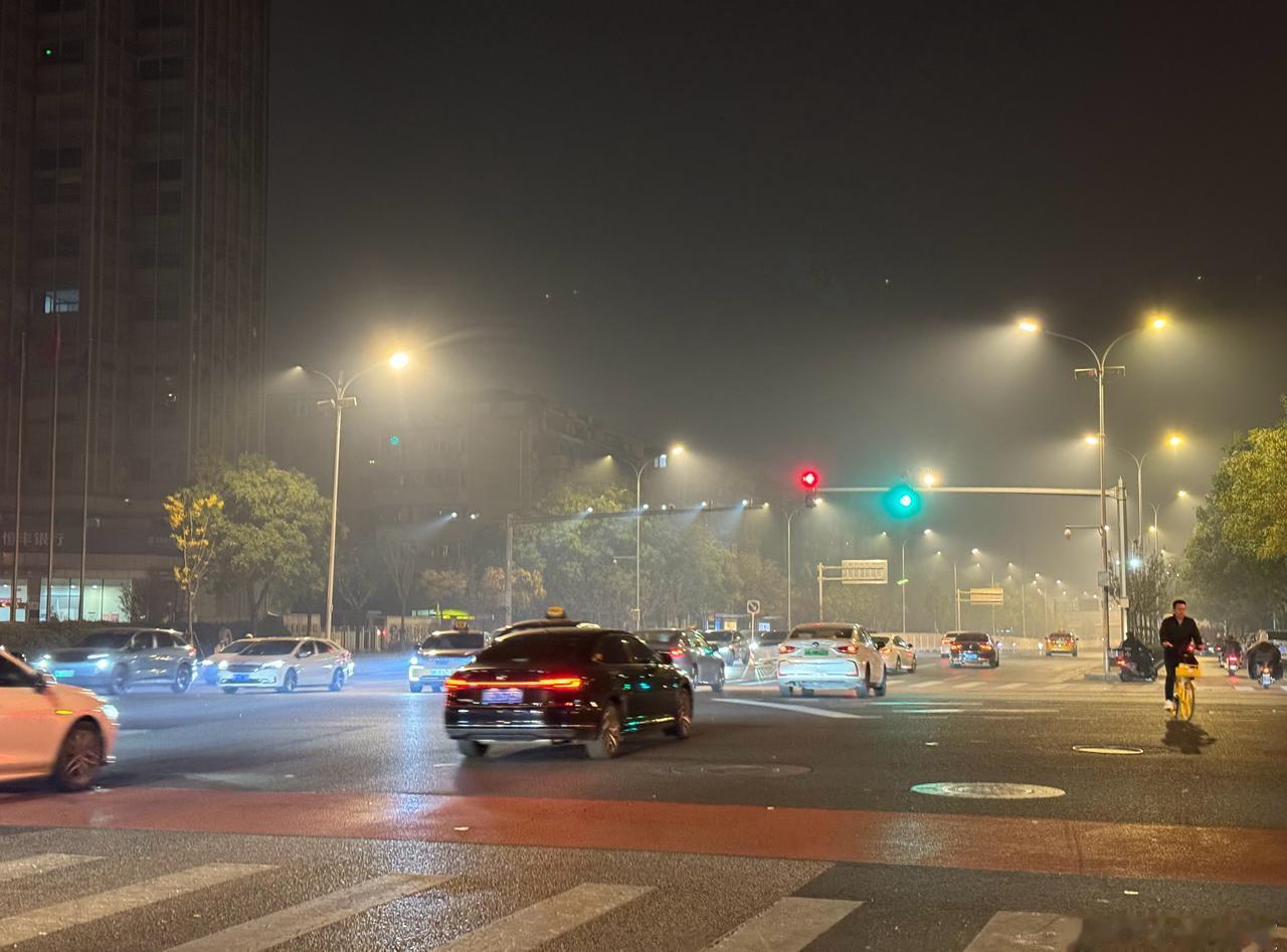 一看北京这霾，就知道要供暖了😷