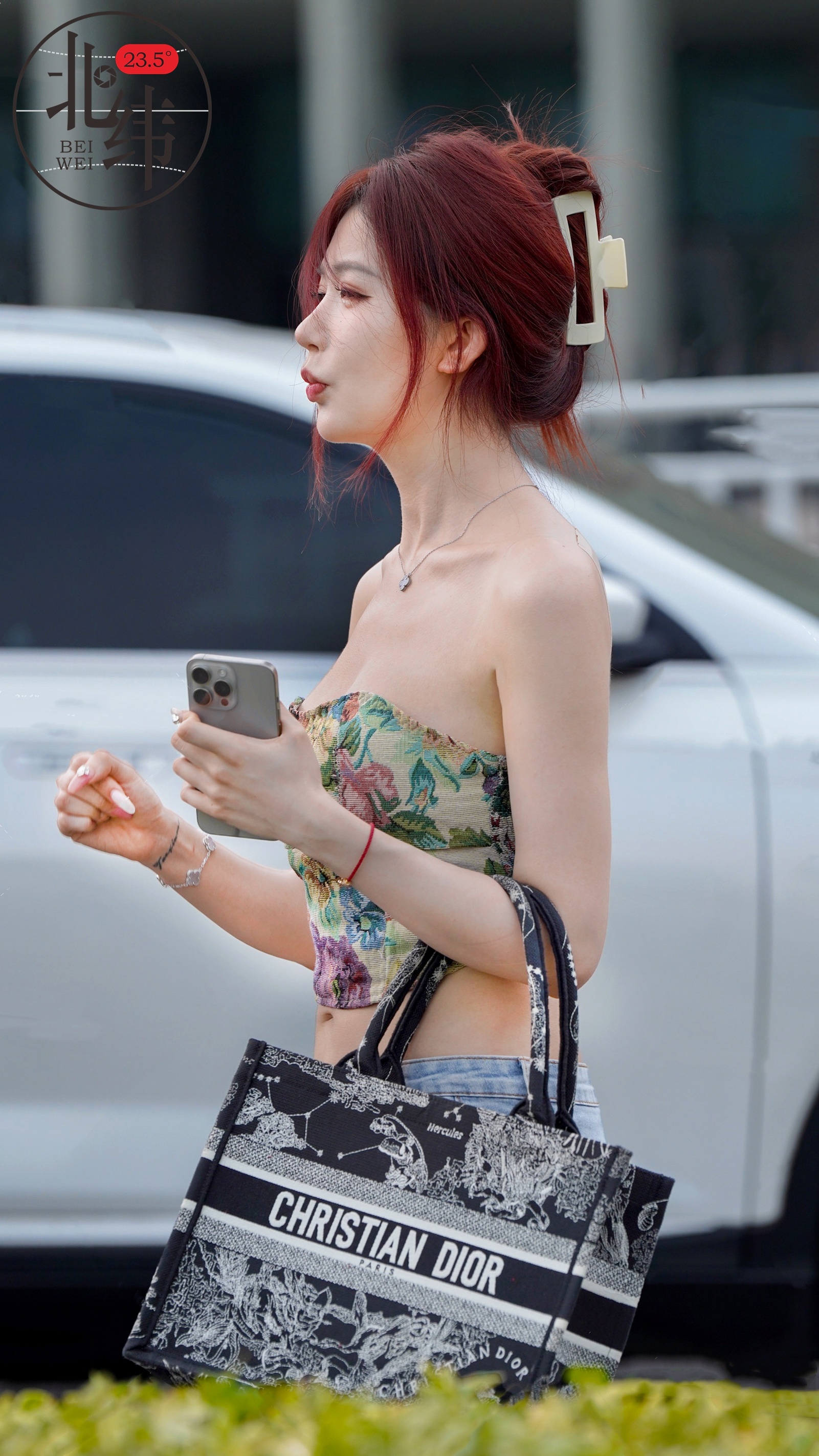 生活虽然忙碌，但也要记得停下脚步，享受自己的每一刻。 ​​​