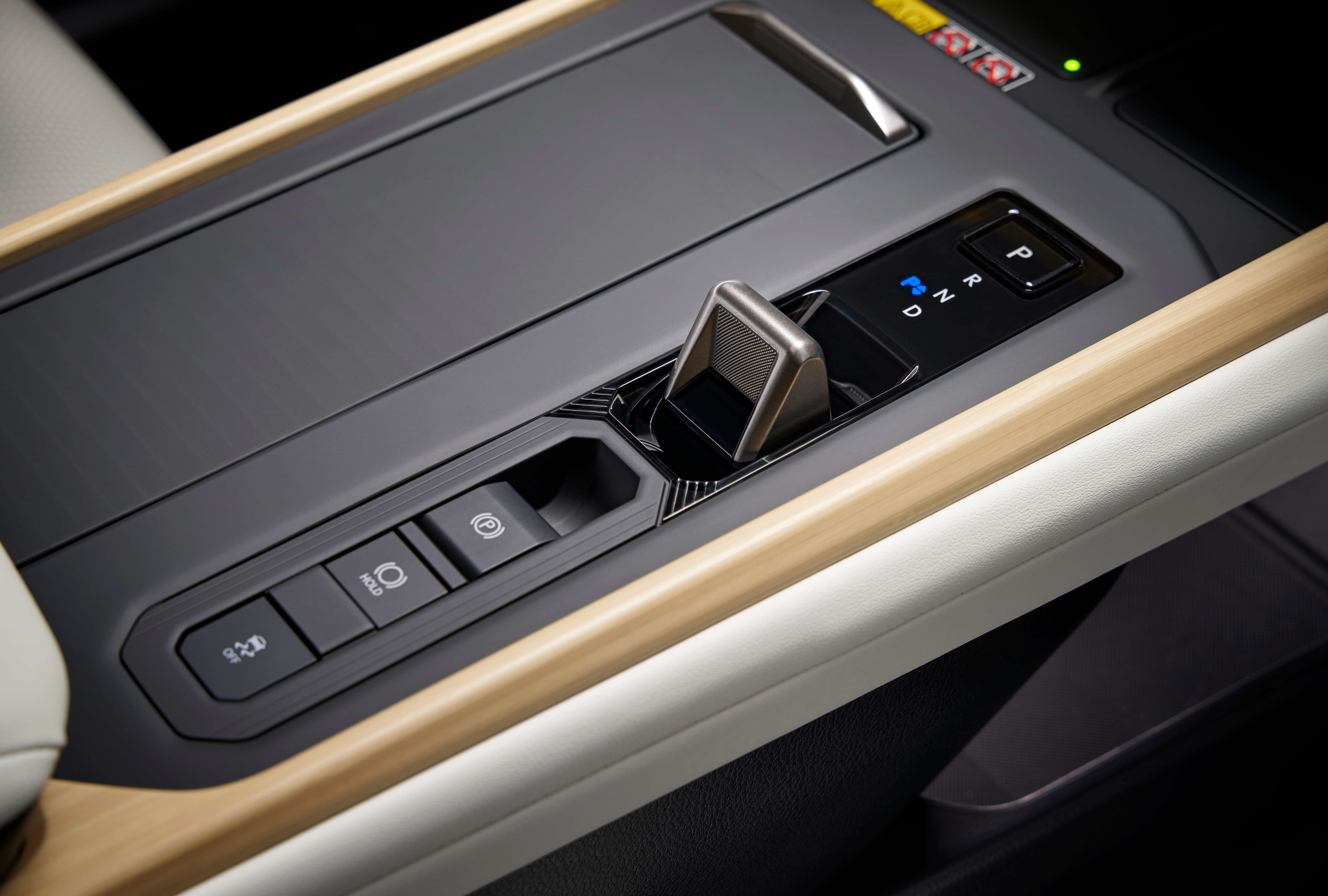 Lexus ES 350e现在的 ES 需要加价么？总体设计还需要时间适应！ 