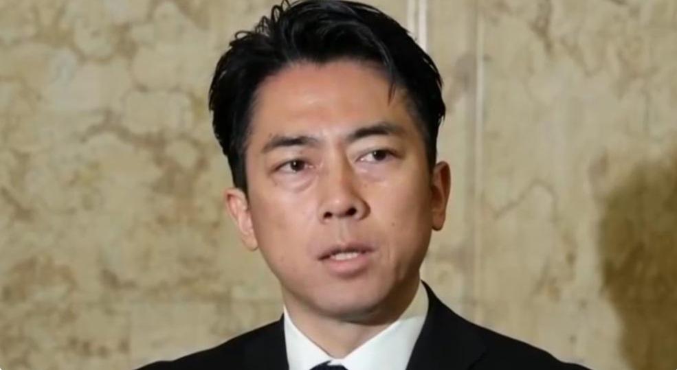 🇯🇵 小泉进次郎放话：日本国防要“去中国化”

核心事件：日本防卫大臣小泉进