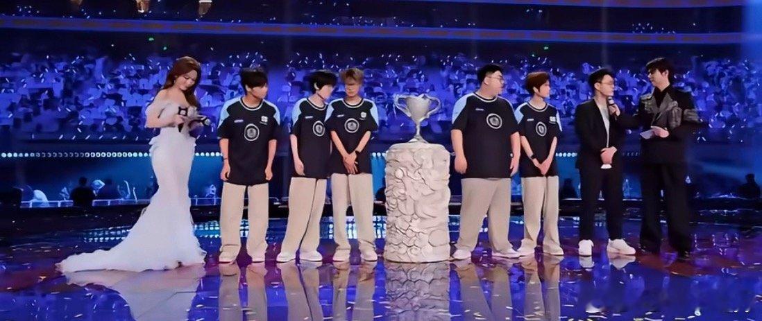 TTG一穿四夺冠9月12日厦门总决赛战至第七局巅峰对决，广州TTG以4:3击败夺