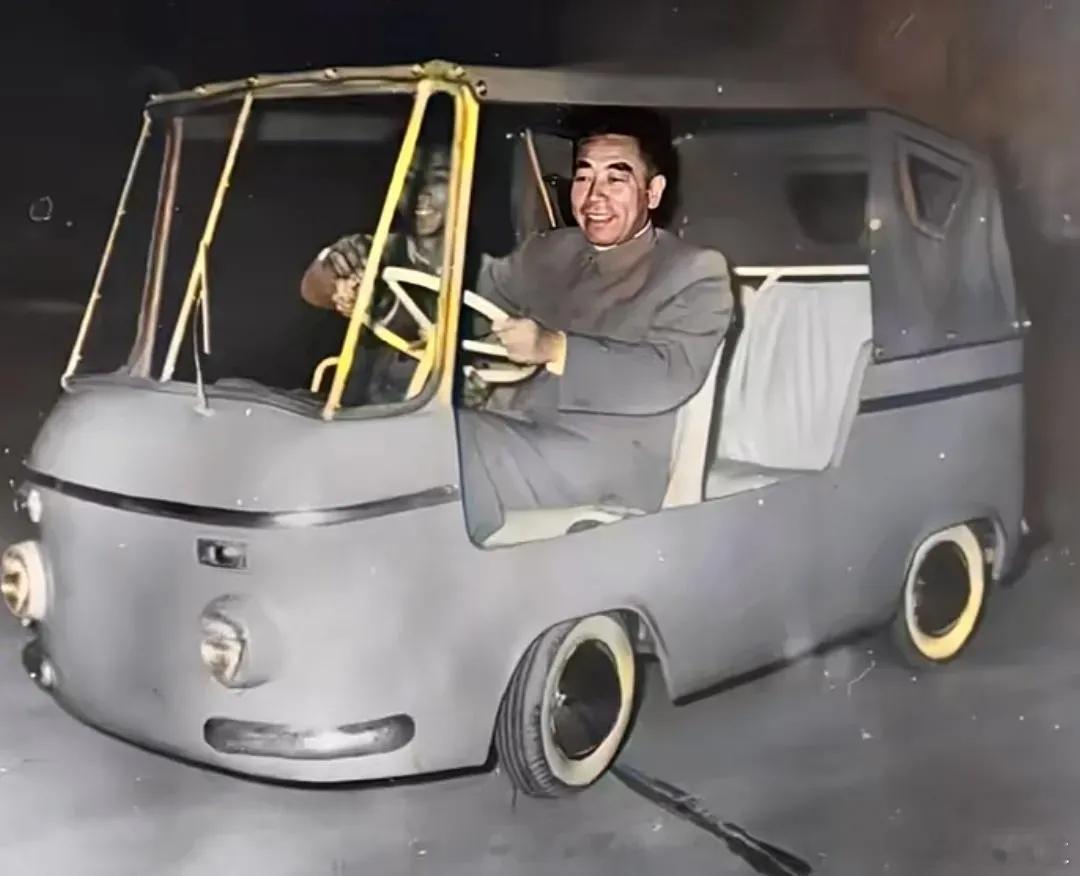 我国第一辆微型汽车，1958年清华大学研发的‌卫星牌汽车‌，最大功率13马力，可