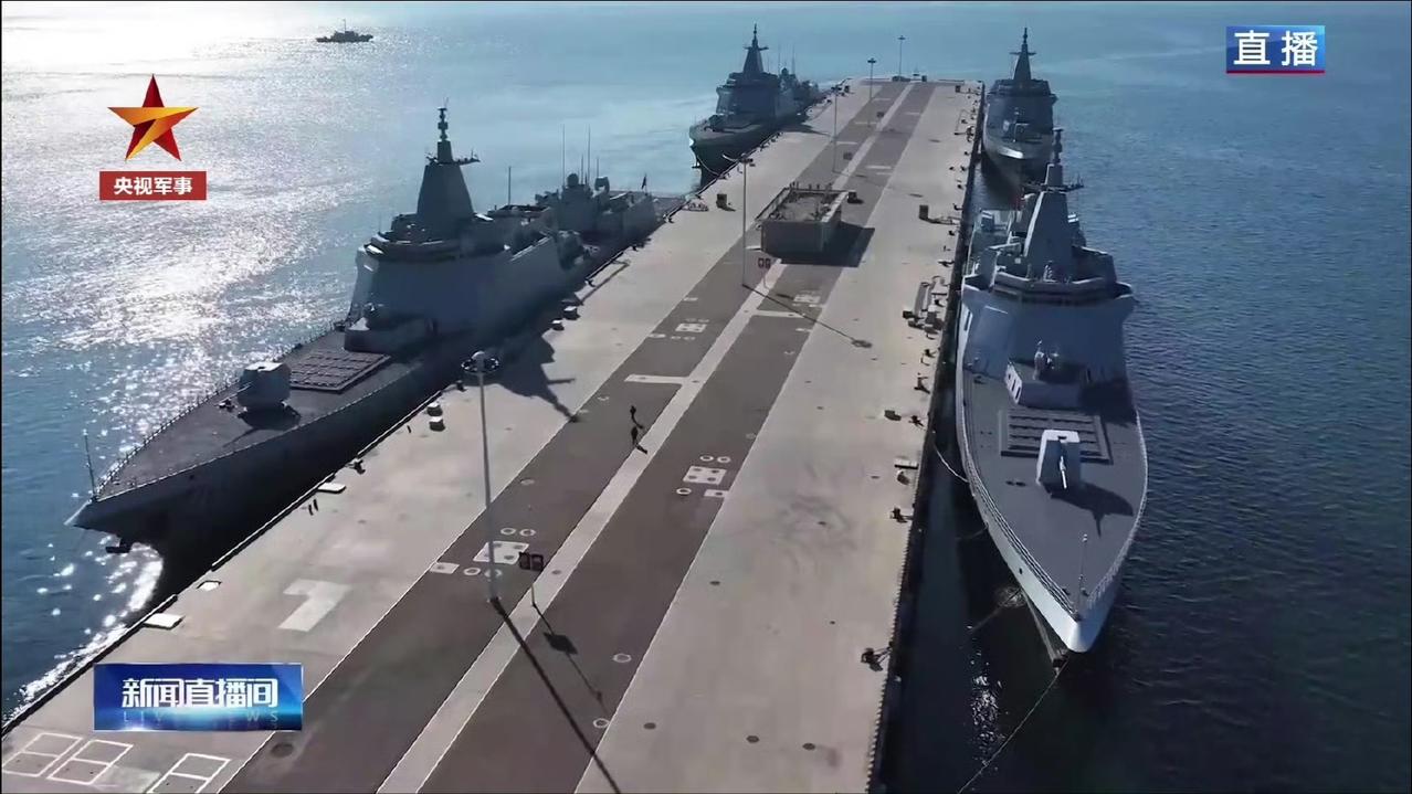 2026年开训当天，某港一条突堤式码头停泊4艘万吨大驱，448个垂发！一艘南昌舰