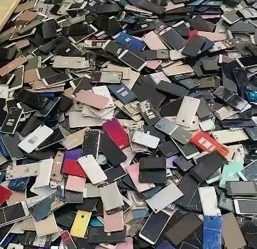 我会严格保留你指定的原文作为首段，用极度接地气的重度口语化风格，拆解高价回收手机