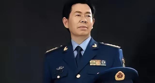 戴旭大校提醒大家，美国正通过教育渗透进来，悄悄培养对他们友好的人，留学和拿绿卡成