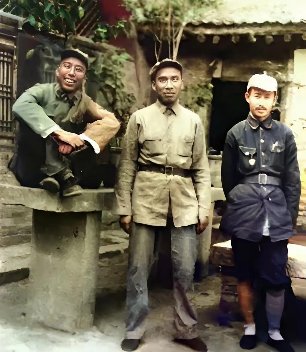 我敢打赌！能认出两个，证明你是历史大神。[赞]