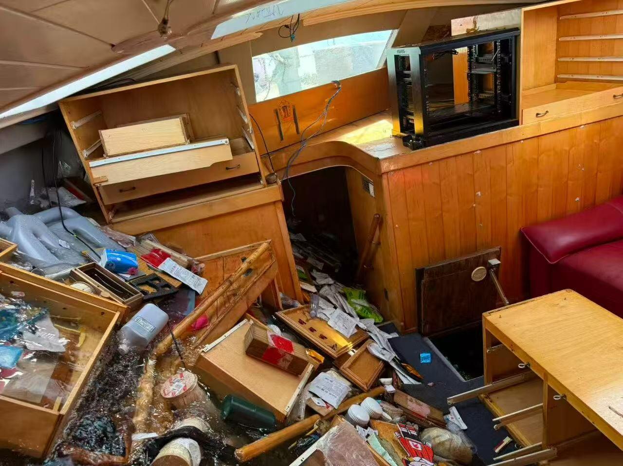 中国航海家南极行途中遭抢劫！驻巴新使馆称已助其与警方交涉