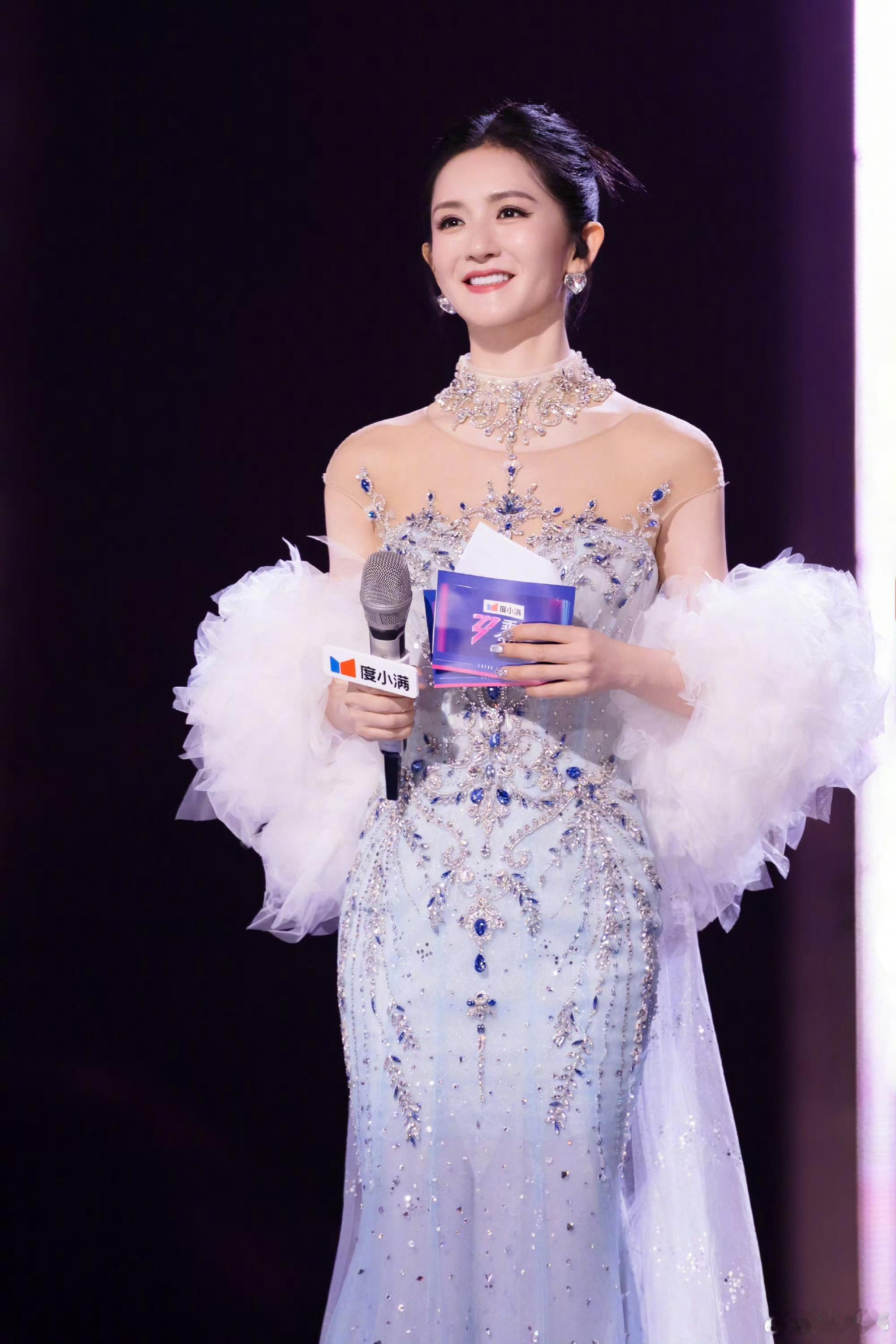 谢娜分享送给三个孩子的歌谢娜小风筝是送给三个宝贝的 谢娜送给三个孩子的歌 