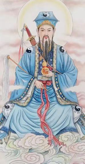 吕洞宾农历四月十四主要是吕洞宾的诞辰，他是道教全真派祖师及八仙之一。吕洞宾的身份