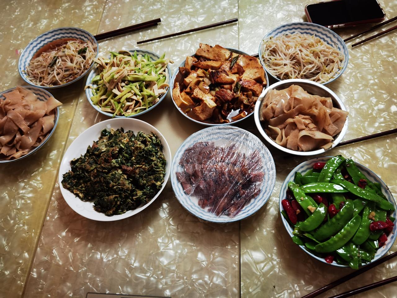 吃饭了
