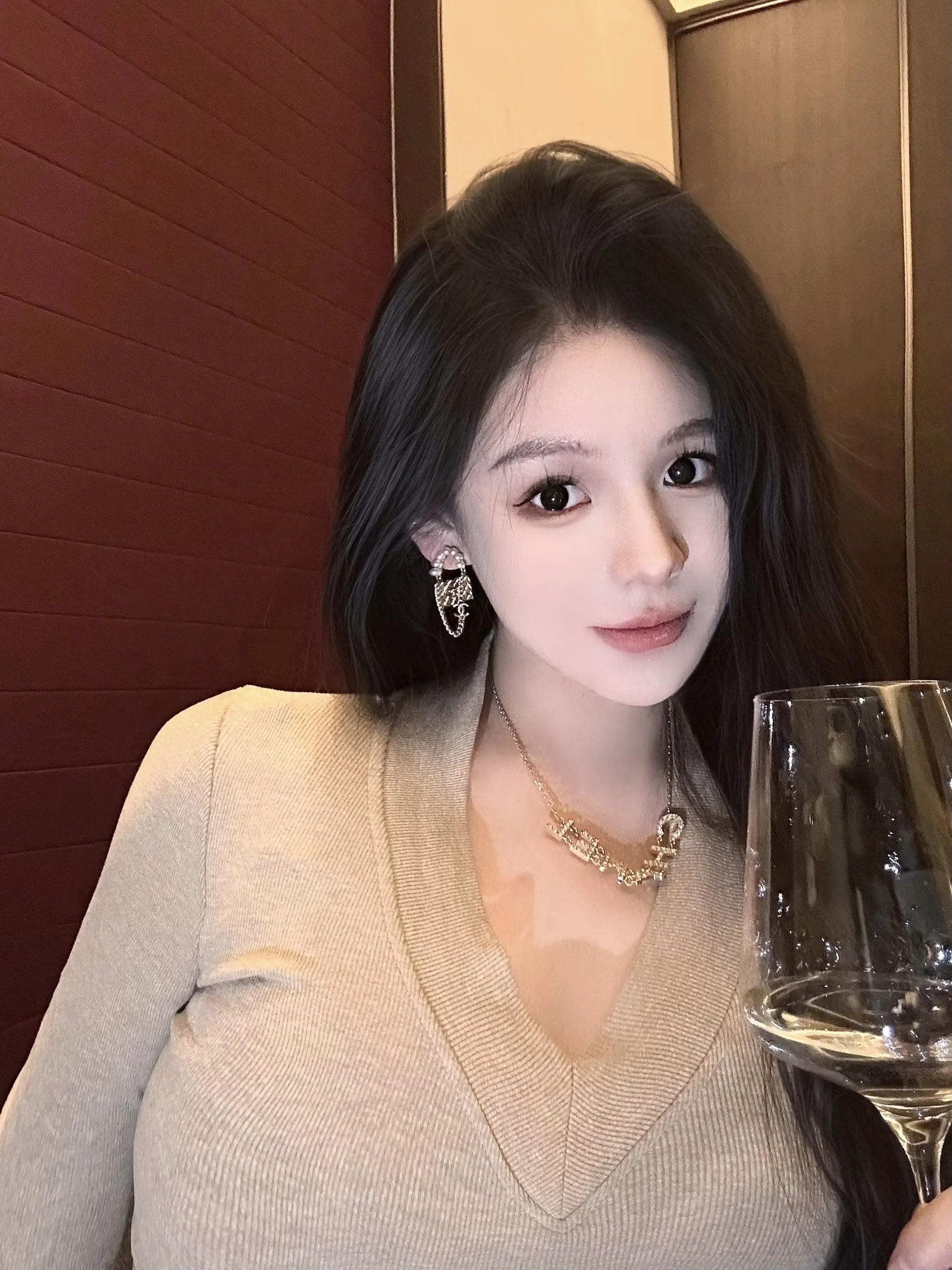 世界给予丰富阅历试着让你真正成为你自己