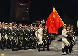 谁能想到，天不怕地不怕的特朗普，从中国回去后居然伤感了。让这位 79 岁的前总统