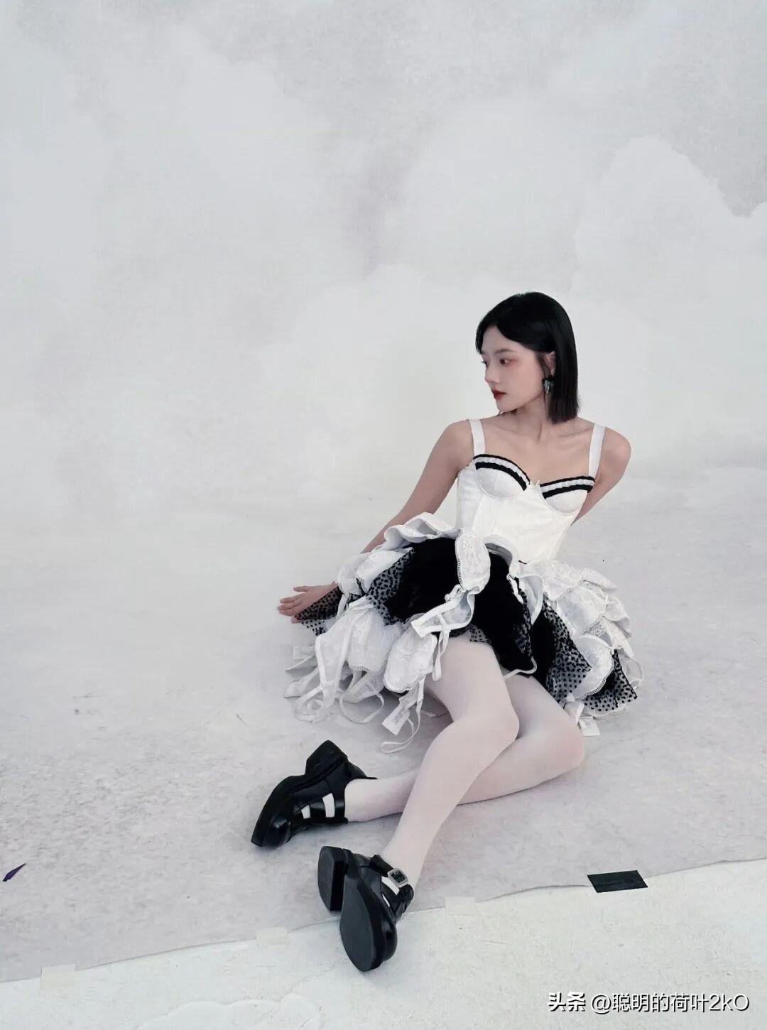 任敏甜美壁纸分享