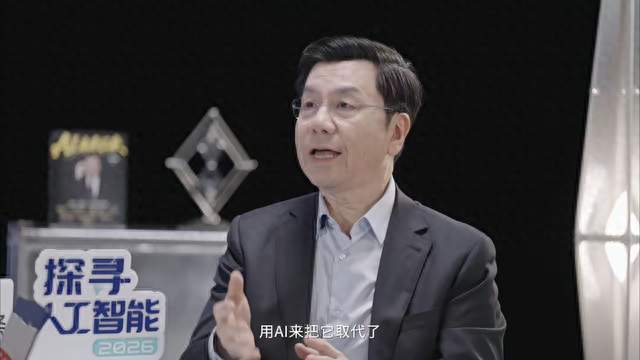 装百个AI却改不了财报，企业AI困局根源在哪