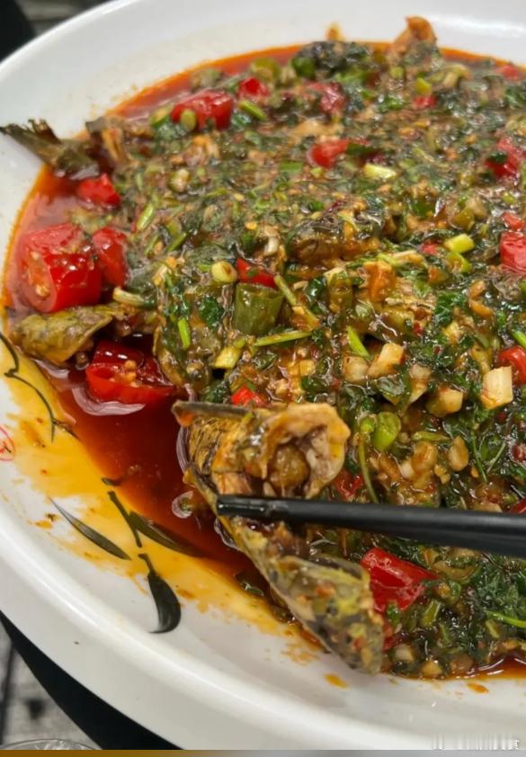 四川吃饭指南 作为一个吃鱼爱好者，在成都各个区域都吃过鱼，要说做鱼做法最多的还得