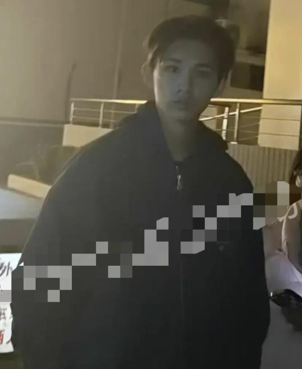 荣梓杉的这个事情，早就不是个例了，其实这种事情，警方只要起个辅助作用就好了，其它