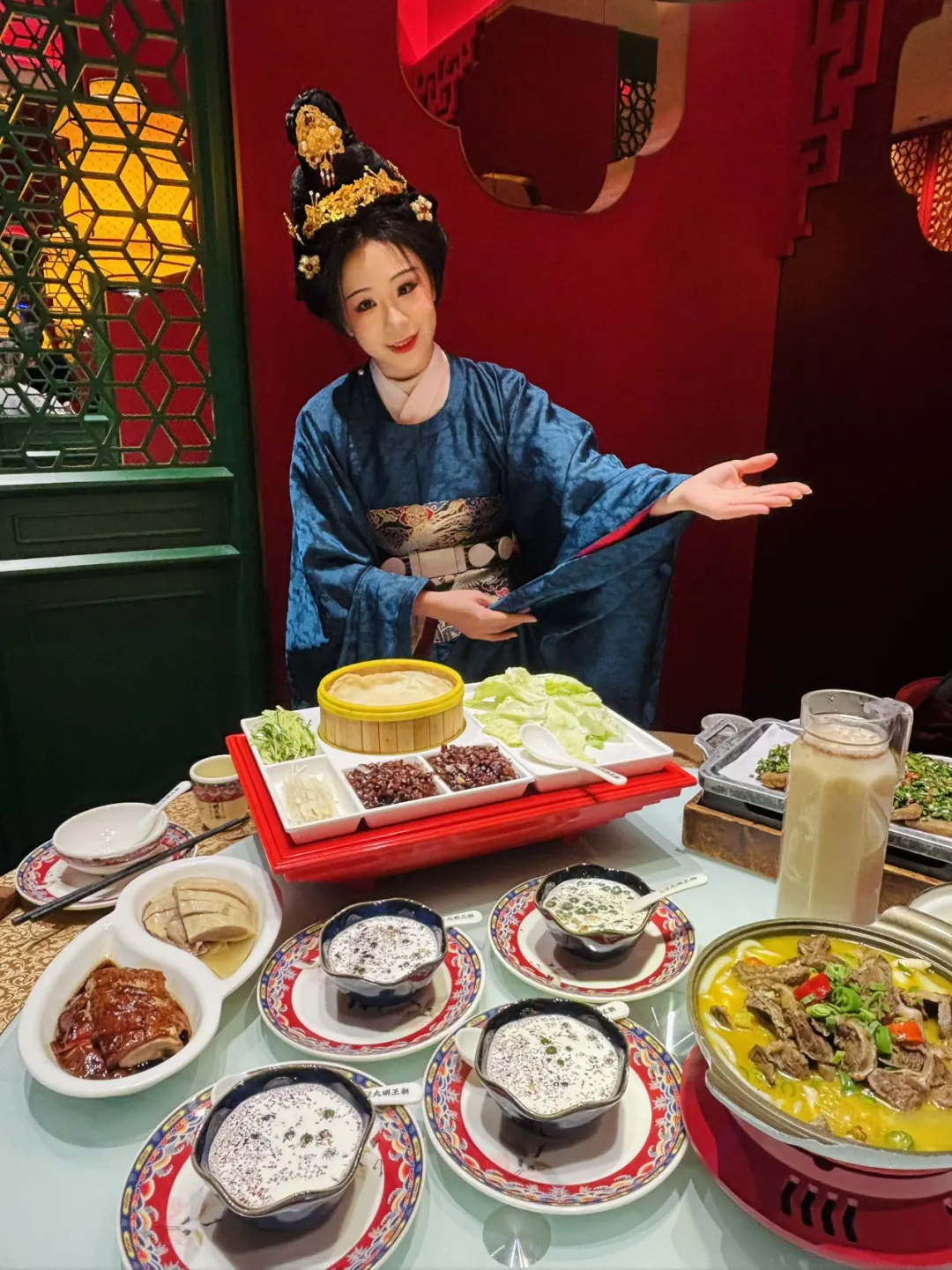 大明王朝享佳肴，皇上带我上早朝