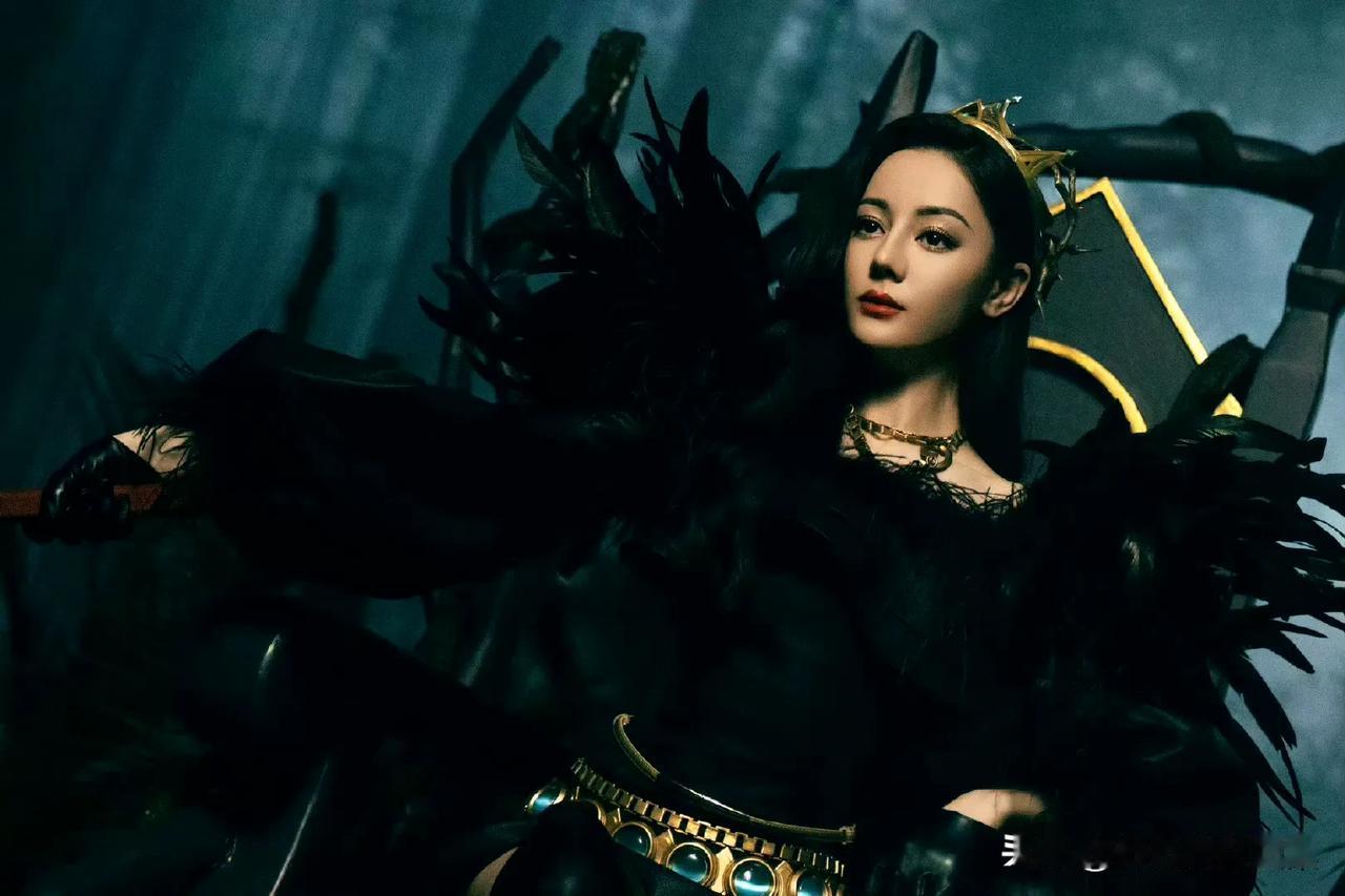 #迪丽热巴很美吗##迪丽热巴 黑羽之月 ​​​# 
