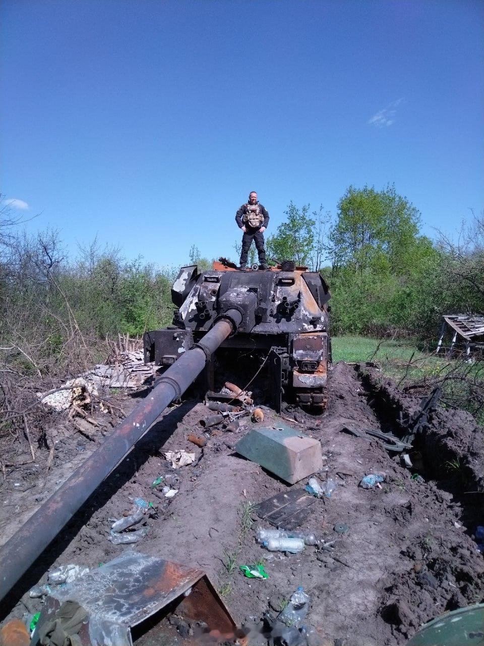 俄乌冲突 在库尔斯克州被摧毁的乌军大波波 “螃蟹”155mm自行火炮特朗普给乌克