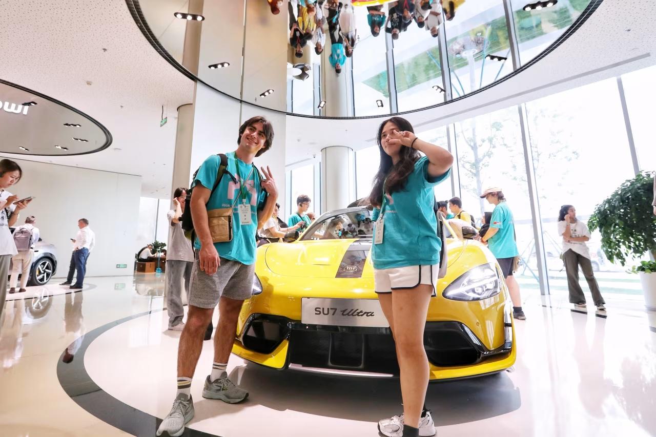 中产父母鸡娃，车企竟成了最大赢家！

小米汽车工厂，2025年全年接待超13万游