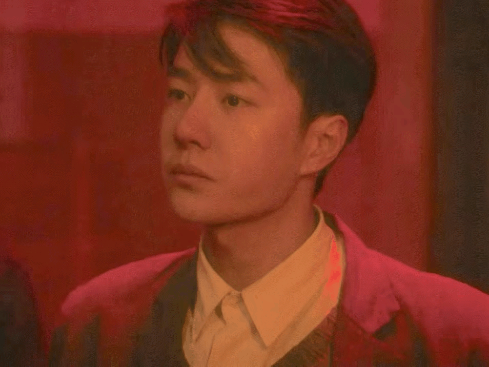 又怂又勇的小样太可爱了，这段我反复看了几遍，王一博竟然把虚张声势演得这么真实！[