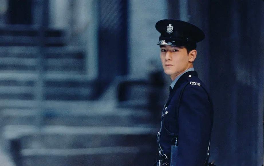 「祝各位阿sir在警察部一帆风顺」 
