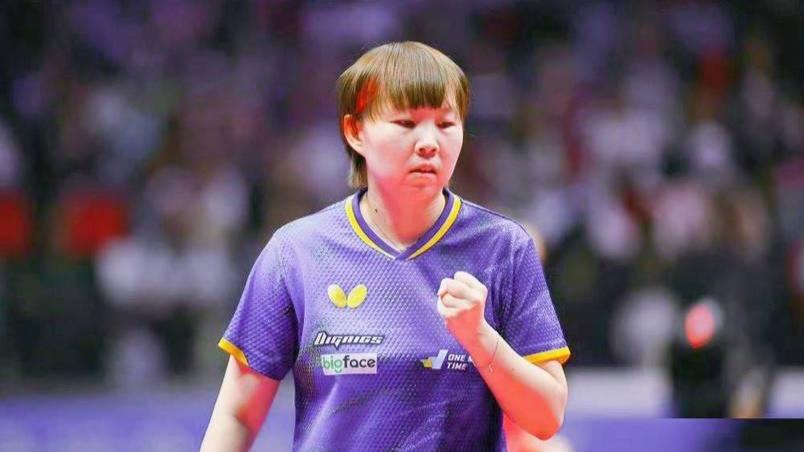 在第十五届全运会乒乓球女单铜牌赛上，山东陈梦与中国澳门朱雨玲展开巅峰对决。陈梦先