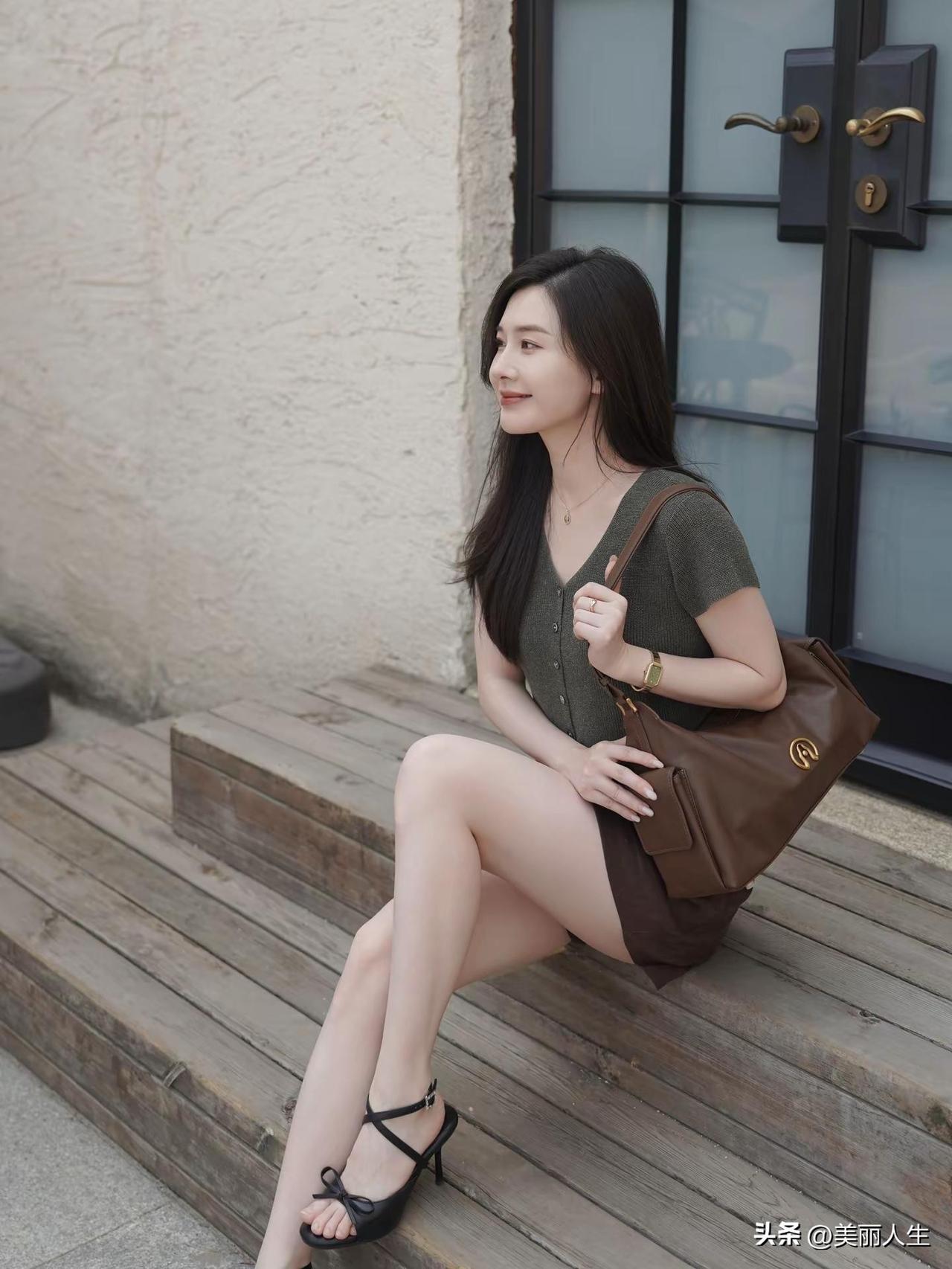 人生如棋局，落子便无法反悔，不必频频回望，人和境遇都早已物是人非🍃⋆˚❥｡🍯