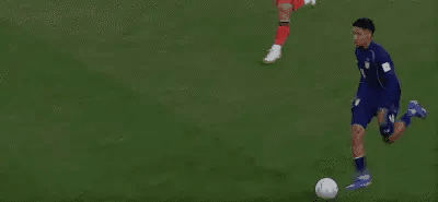 要是韦世豪在教练组，早就给裁判问候早八了，就这种错判的情况，亚足联得给个说法，还