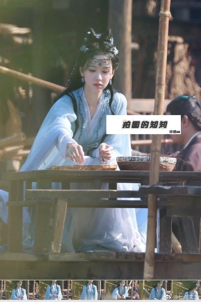 陈都灵兔子古风发型   陈都灵额饰古装造型 陈都灵的兔子古风发型配上额饰，真的好