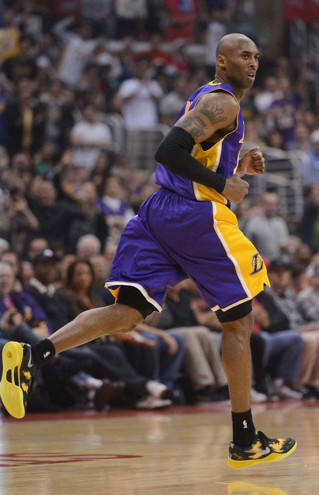 凌晨四点🕓💜💛科比KobeBryant凌晨四点 ​​​