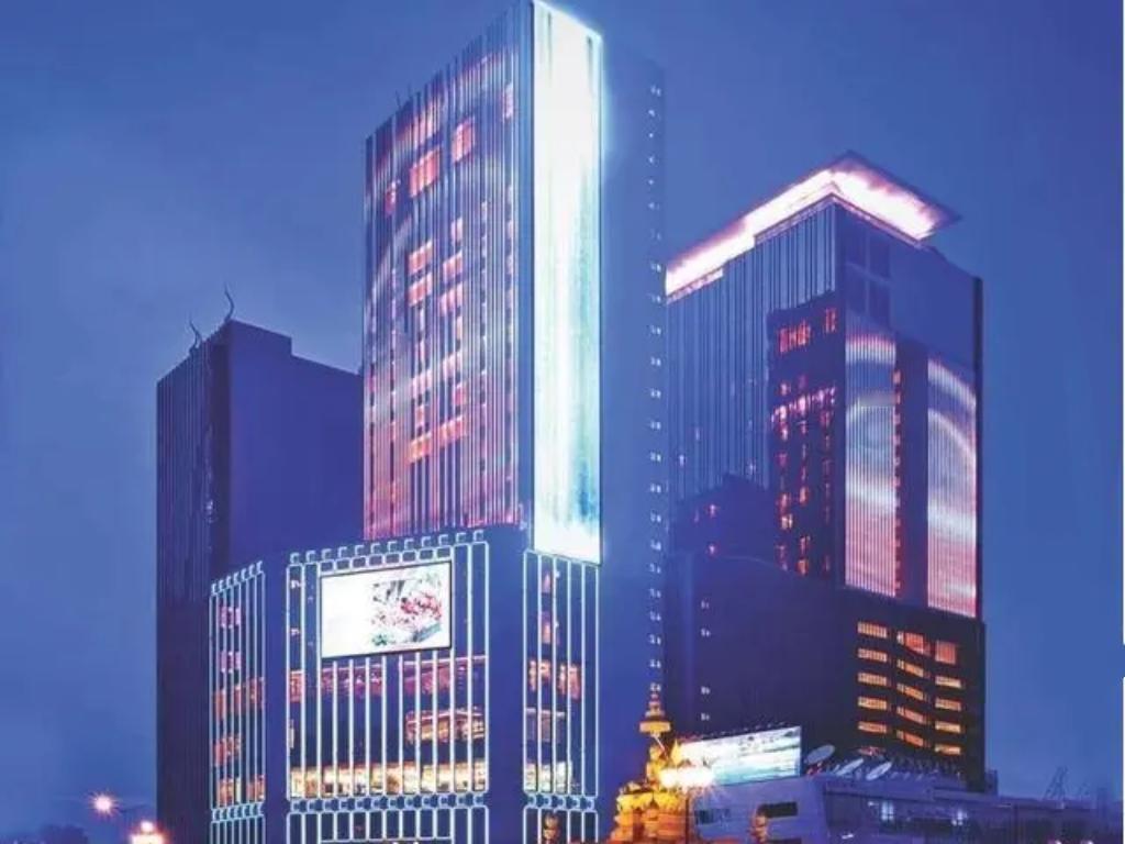 2025年12月21日，泰国总理阿努廷宣布，泰军已控制柬埔寨边境一座赌场大楼，称