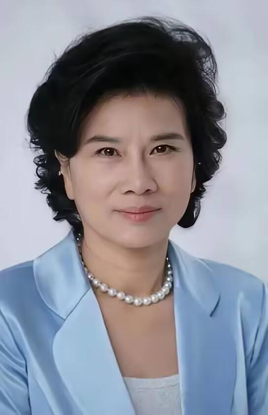 真是被啪啪打脸！2025年11月12日报道，国安部破获重大间谍案件！当初董明珠的