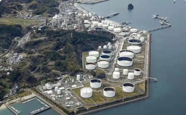 俄罗斯和日本同时出招，美国估计要傻眼了：俄罗斯宣布将向中国增供石油，日本偷偷加大