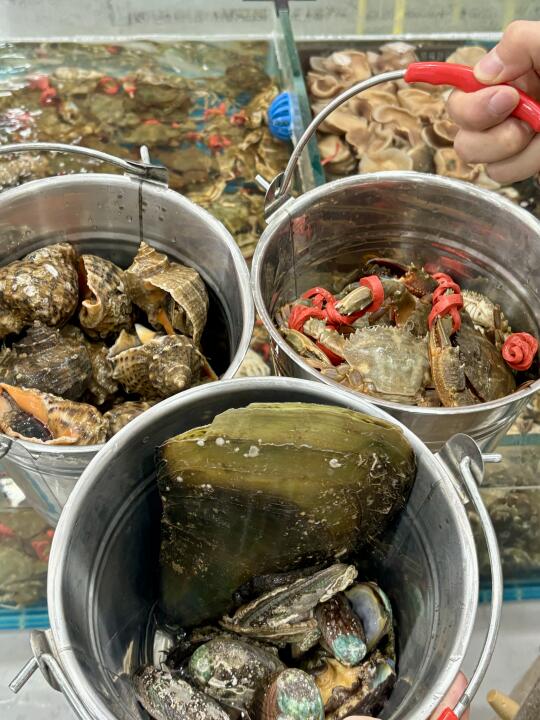 烟台！海鲜自助火锅吃到爽！！