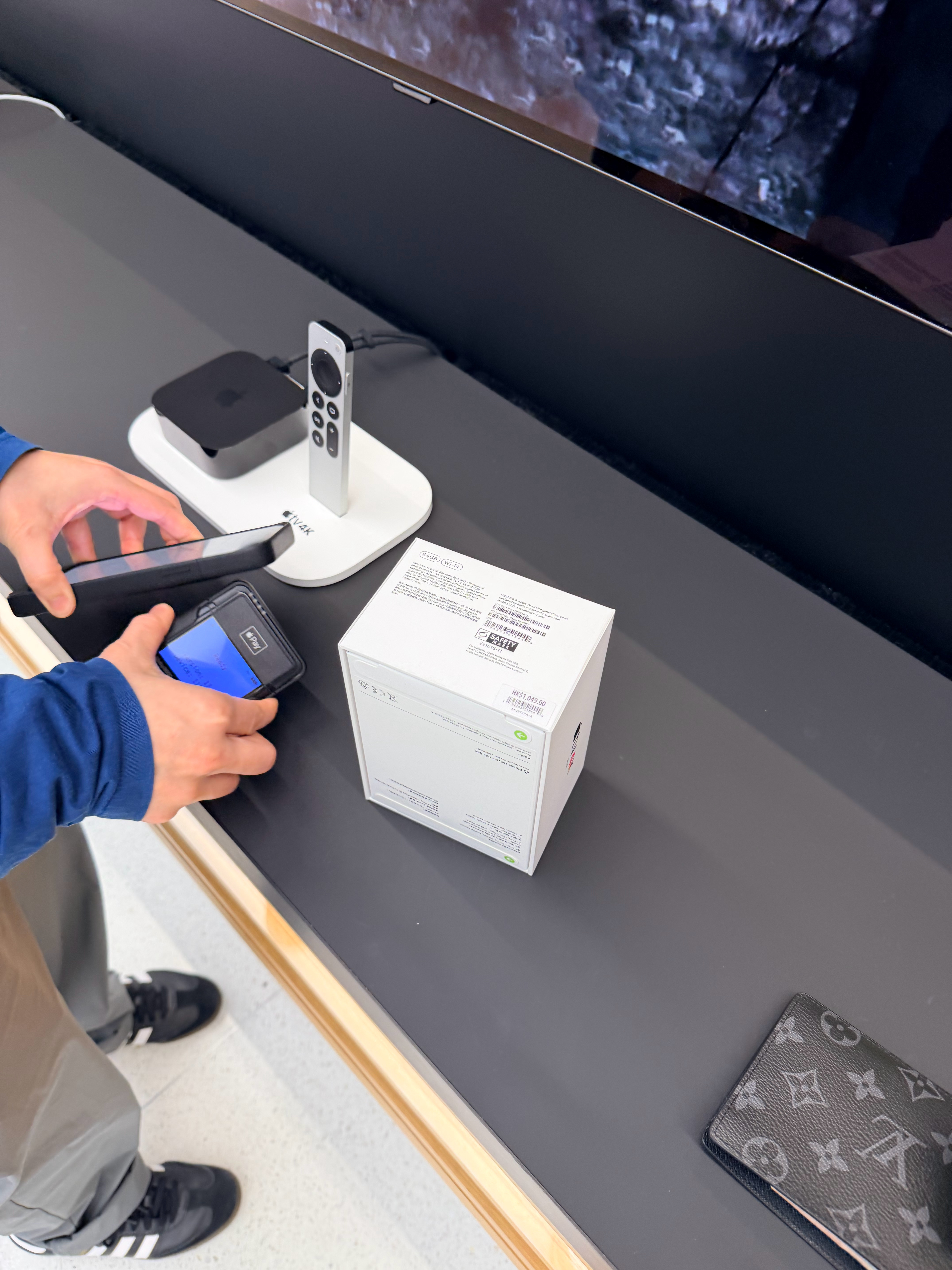 来香港买点土特产送人 香港·香港海港城