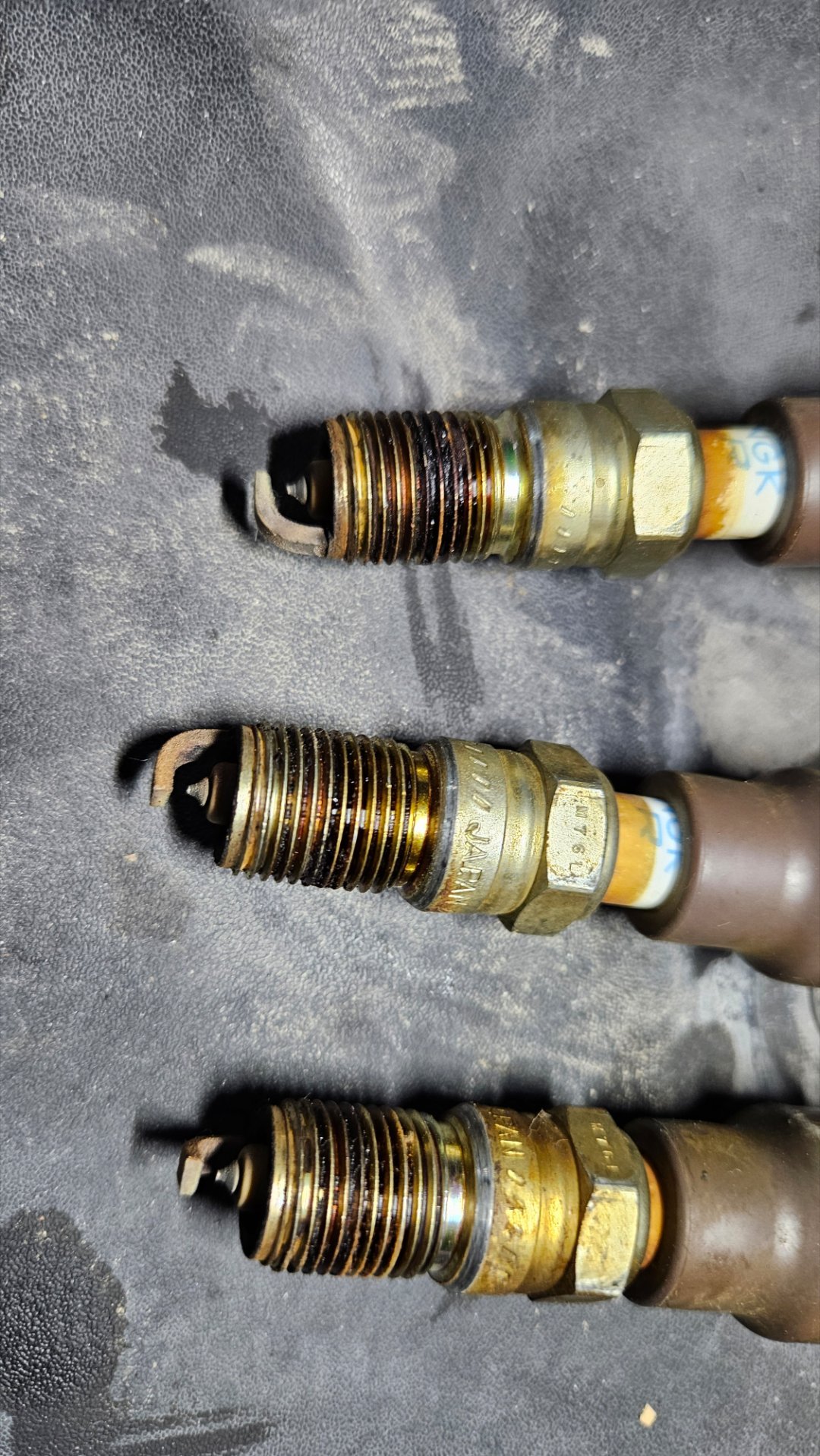 我是用车小助手Nomy，你们的车有多久没换过火花塞，没洗过节气门，也没检查过电瓶