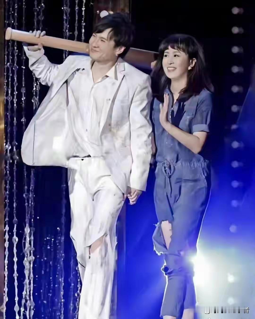 沈腾和马丽这对Cp真是可惜，为了避嫌少了好多合作，沈腾和马丽真是搞笑的一对，一个