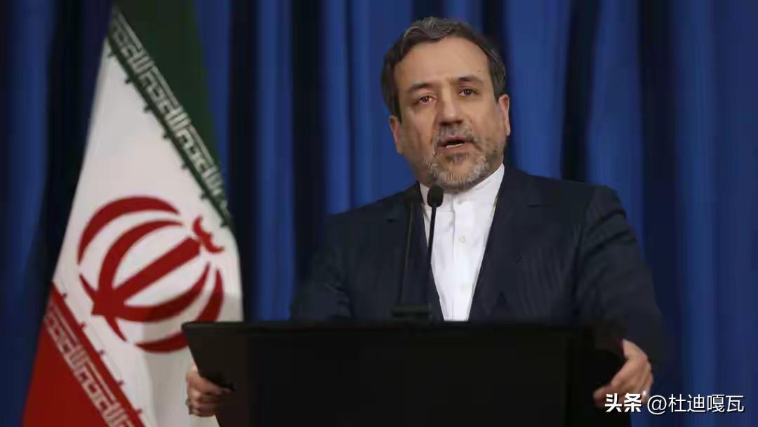 伊朗的电话终于打来了！
3月2日，伊朗外长阿拉格的电话打向了北京，对于当前伊朗的