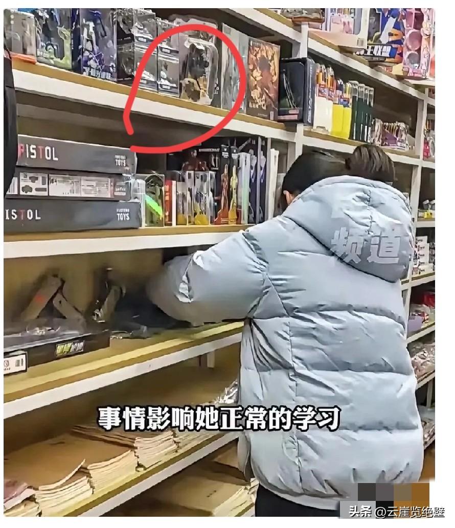 “太离谱了！”江西九江，一12岁女孩，攒了12年的零花钱，没有买手机，也没有出去