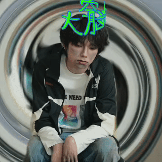 我们这种明明知道自己抢不到票还在努力抢的人 干什么都会成功的 