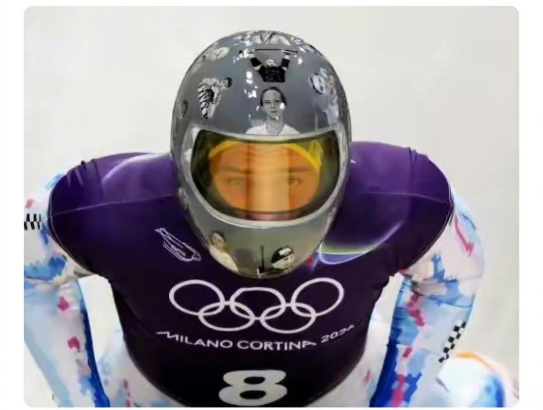 演员总统的冬奥运动员也作秀被取消比赛资格，没有实力就作秀，赢政治奖励。
乌克兰钢