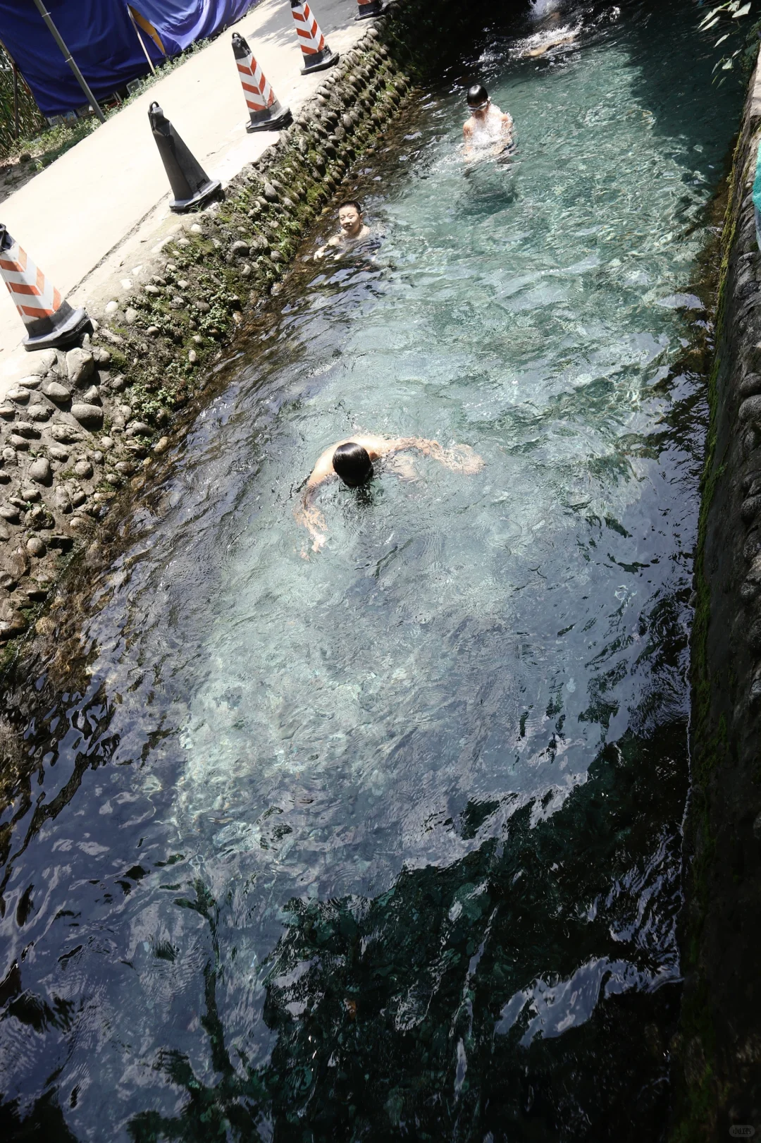 童年的夏天就是这个感觉，彭州清澈地下水