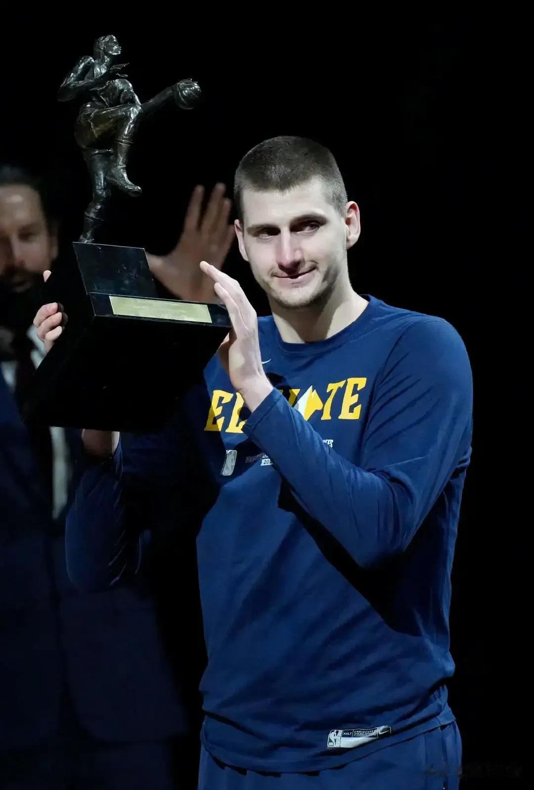 NBA最近十年最佳阵容，哪一届最强，哪一届最差？

2013  保罗  科比  