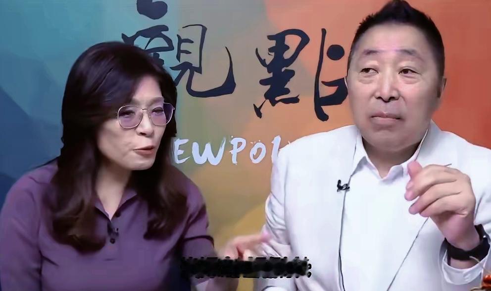 郑丽文“统一不切实际”。
今日唐湘龙专访国民党主席郑丽文，谈及两岸和平统一议题时