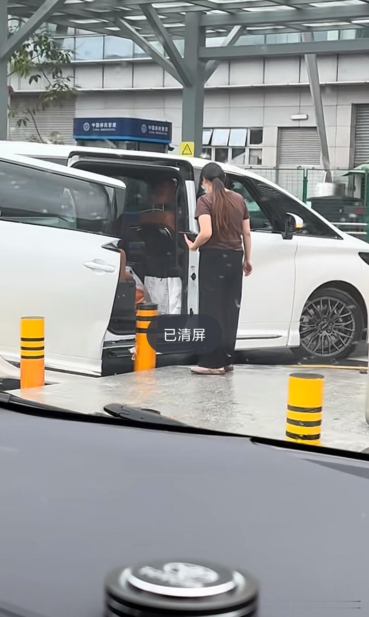 这是撞烂的？